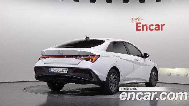 Hyundai AVANTE 2024 — photo 2