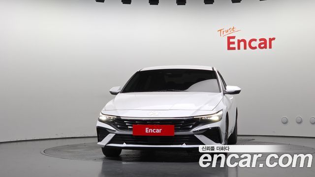 Hyundai AVANTE 2024 — photo 3
