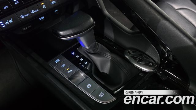 Hyundai AVANTE 2024 — photo 9