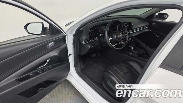 Hyundai AVANTE 2024 — photo 10