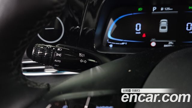 Hyundai AVANTE 2024 — photo 14