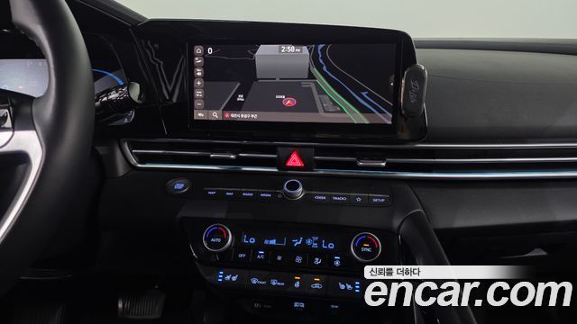 Hyundai AVANTE 2024 — photo 16