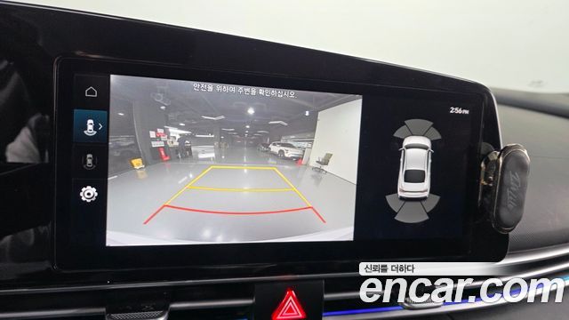 Hyundai AVANTE 2024 — photo 17