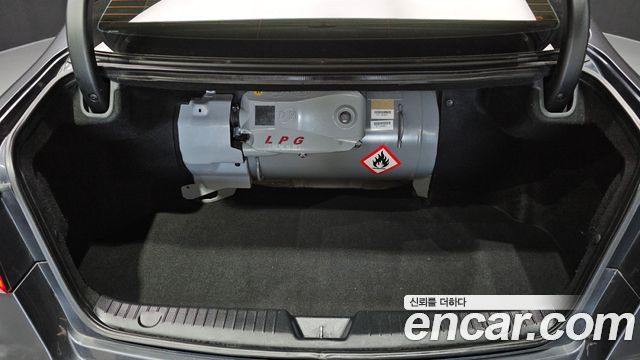 Kia K7 2013 — photo 20