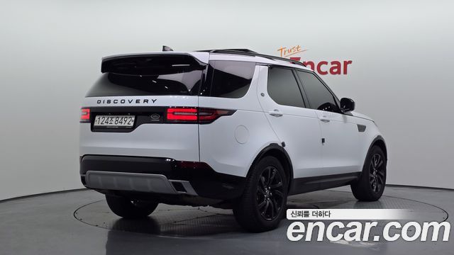 Land Rover Discovery 2020 — photo 2