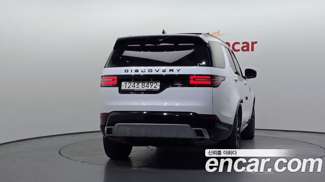 Land Rover Discovery 2020 — photo 4