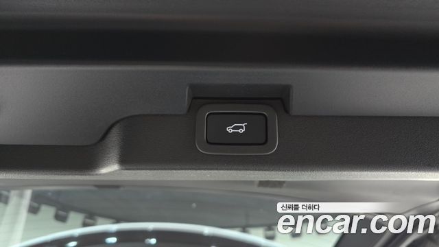 Land Rover Discovery 2020 — photo 20