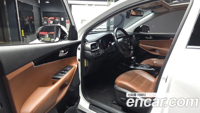 Kia Sorento 2018 — photo 13