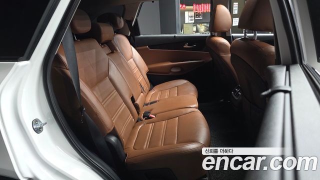 Kia Sorento 2018 — photo 18