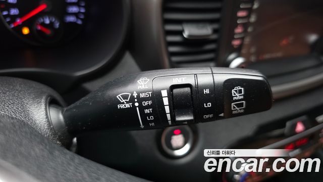 Kia Sorento 2018 — photo 28