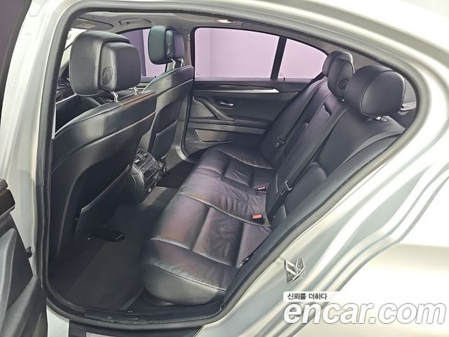 BMW 5-Series 2013 — photo 12