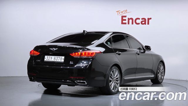 Genesis G80 2018 — photo 2