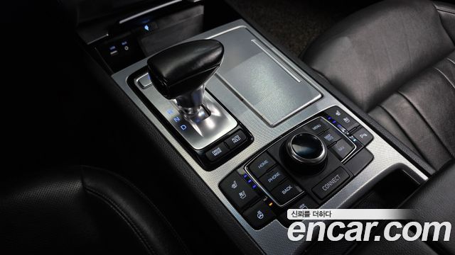 Genesis G80 2018 — photo 9
