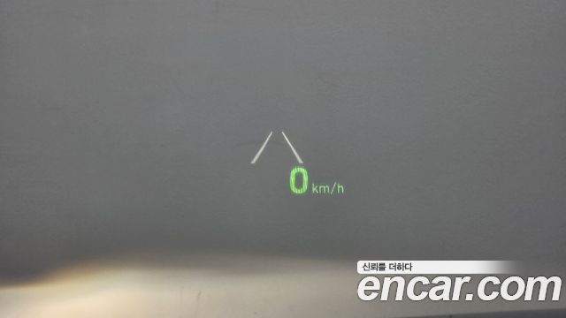 Genesis G80 2018 — photo 17