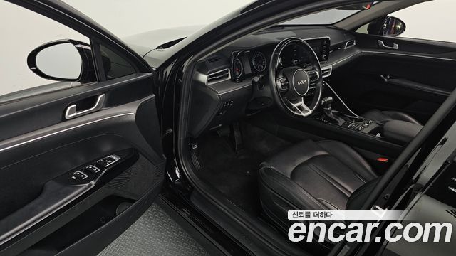 Kia K5 2022 — photo 13