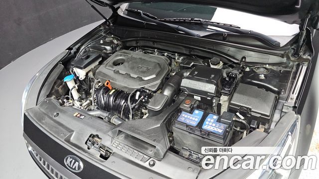 Kia K7 2018 — photo 6