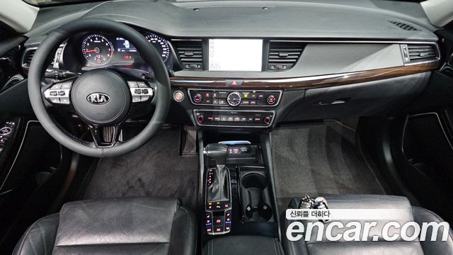 Kia K7 2018 — photo 7