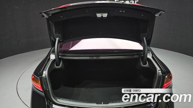 Kia K7 2018 — photo 20