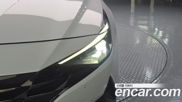 Hyundai AVANTE 2023 — photo 8