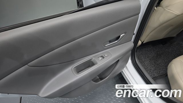 Hyundai AVANTE 2023 — photo 15