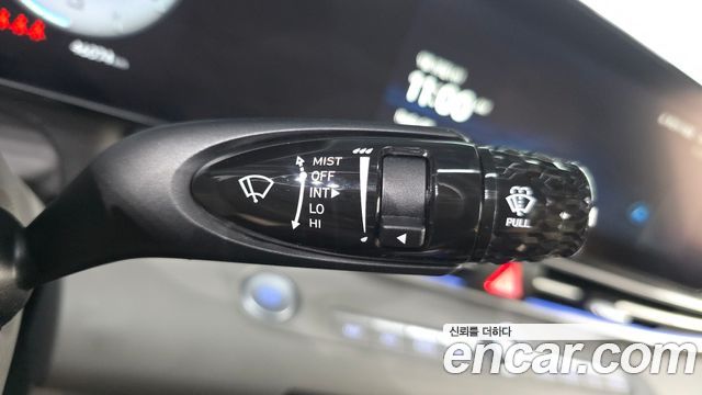 Hyundai AVANTE 2023 — photo 28