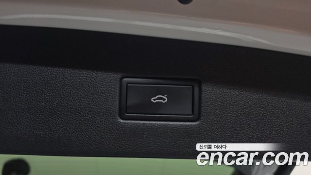 Volkswagen Tiguan 2022 — photo 26