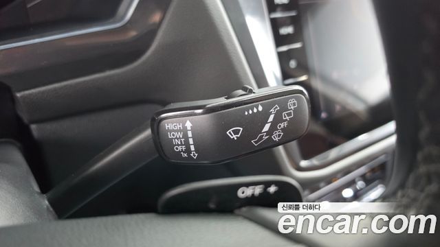 Volkswagen Tiguan 2022 — photo 30