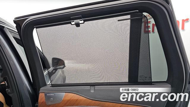 Volvo XC90 2019 — photo 33