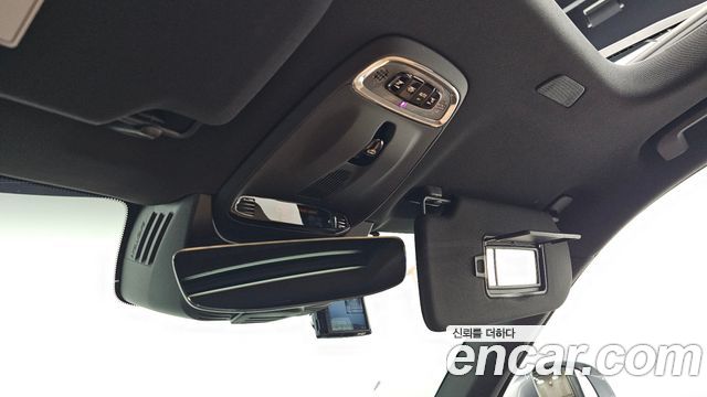 Volvo XC90 2019 — photo 34