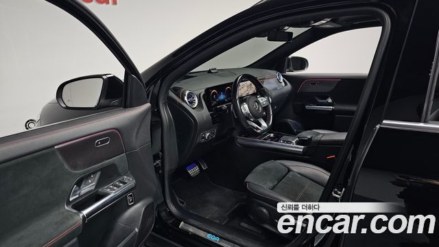 Mercedes-Benz EQA 2022 — photo 12