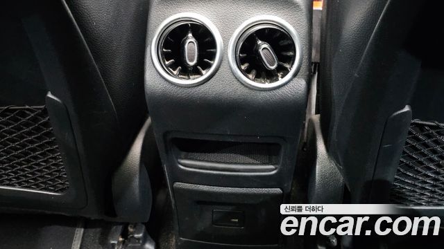 Mercedes-Benz EQA 2022 — photo 31