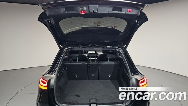 Mercedes-Benz EQA 2022 — photo 16