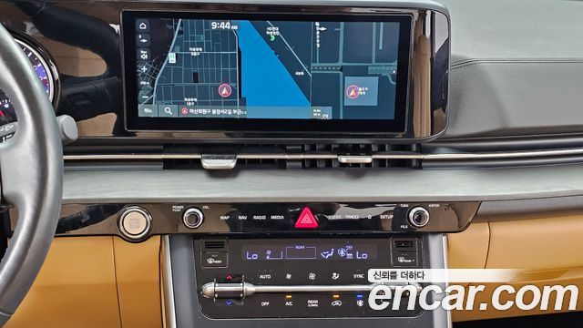 Kia Canival 2021 — photo 14