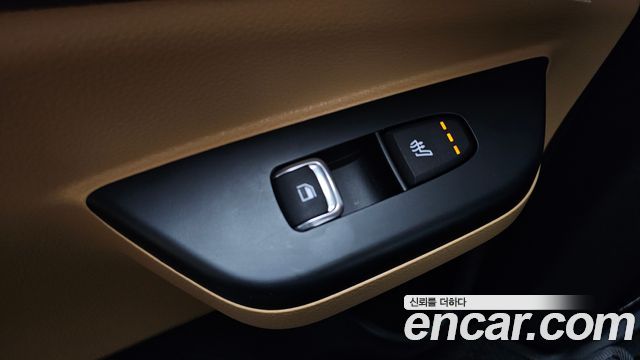 Kia Canival 2023 — photo 17