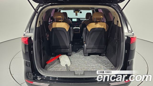 Kia Canival 2023 — photo 20