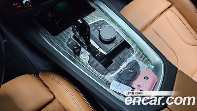 BMW Z4 2023 — photo 12