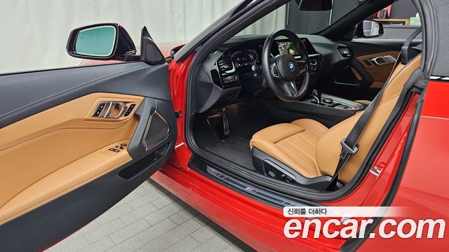 BMW Z4 2023 — photo 13