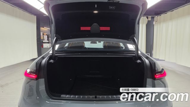 BMW 7-Series 2023 — photo 23