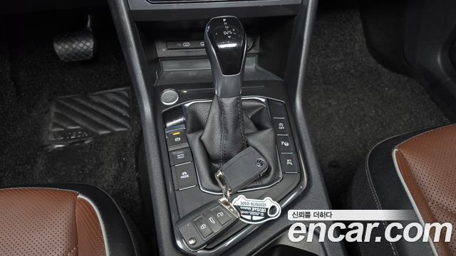Volkswagen Tiguan 2022 — photo 12