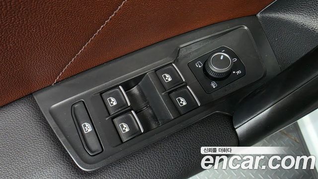 Volkswagen Tiguan 2022 — photo 22