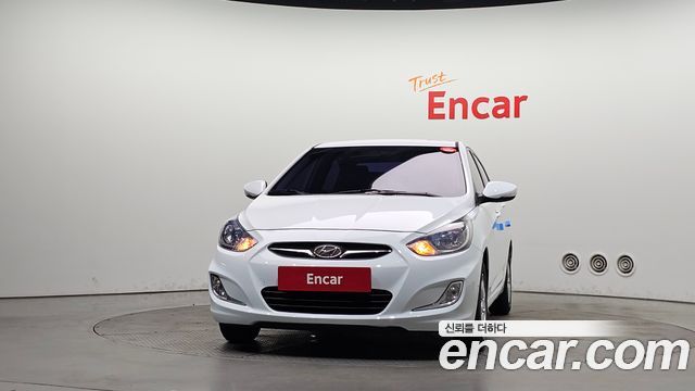 Hyundai Accent 2015 — photo 3