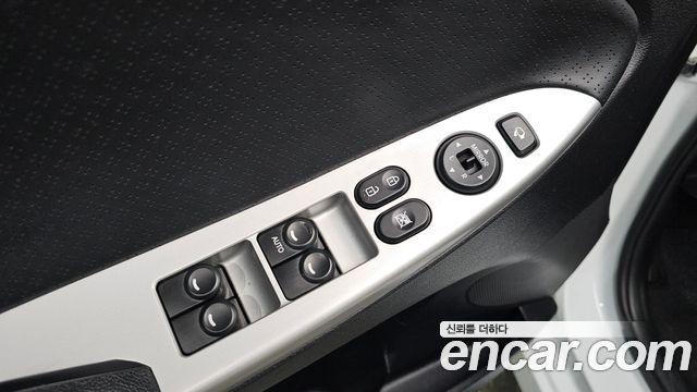 Hyundai Accent 2015 — photo 19