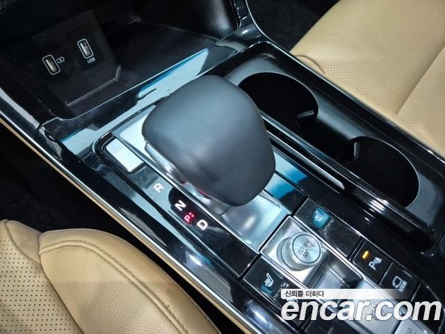 Kia K7 2020 — photo 9
