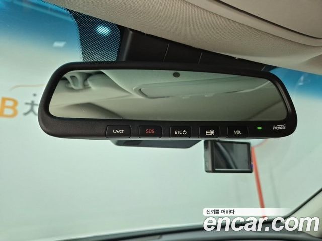 Kia K7 2020 — photo 18