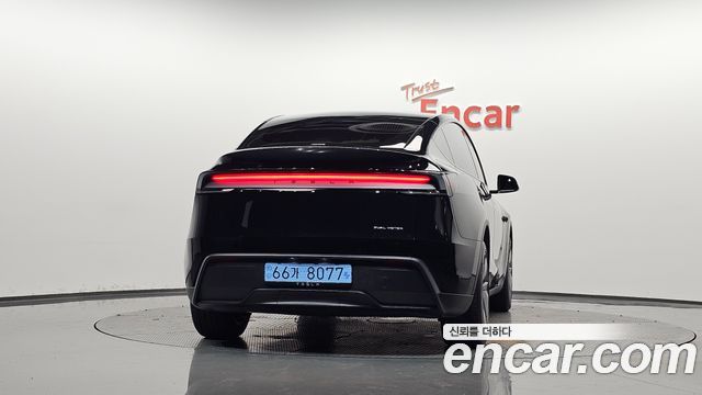 Tesla Model Y 2025 — photo 4