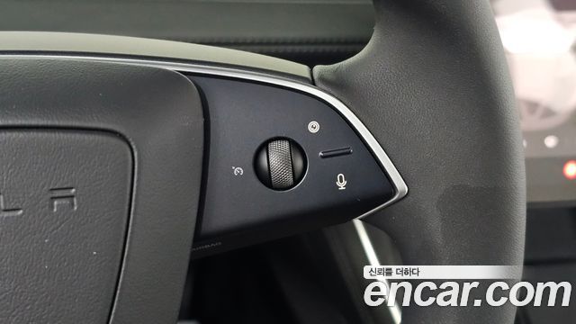 Tesla Model Y 2025 — photo 21