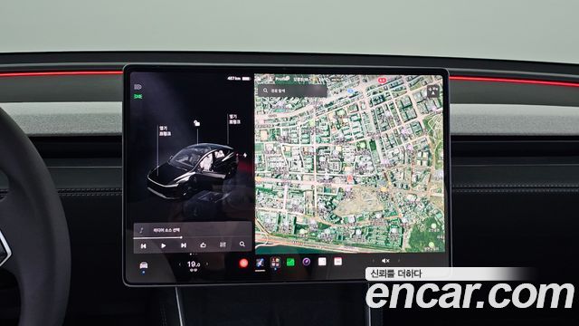 Tesla Model Y 2025 — photo 23