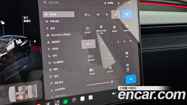 Tesla Model Y 2025 — photo 26