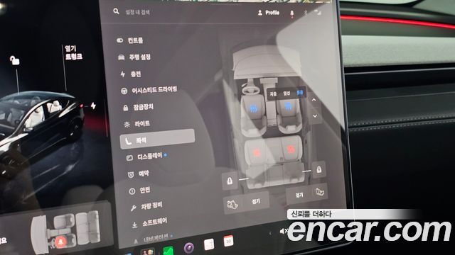 Tesla Model Y 2025 — photo 28