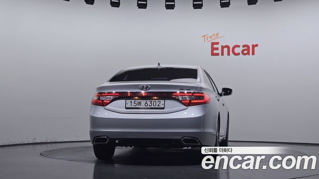 Hyundai Grandeur 2015 — photo 4
